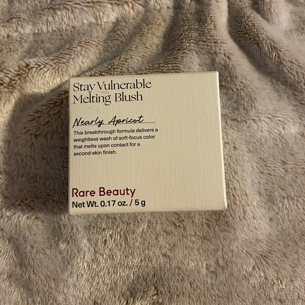 Rare Beauty Melting Blush